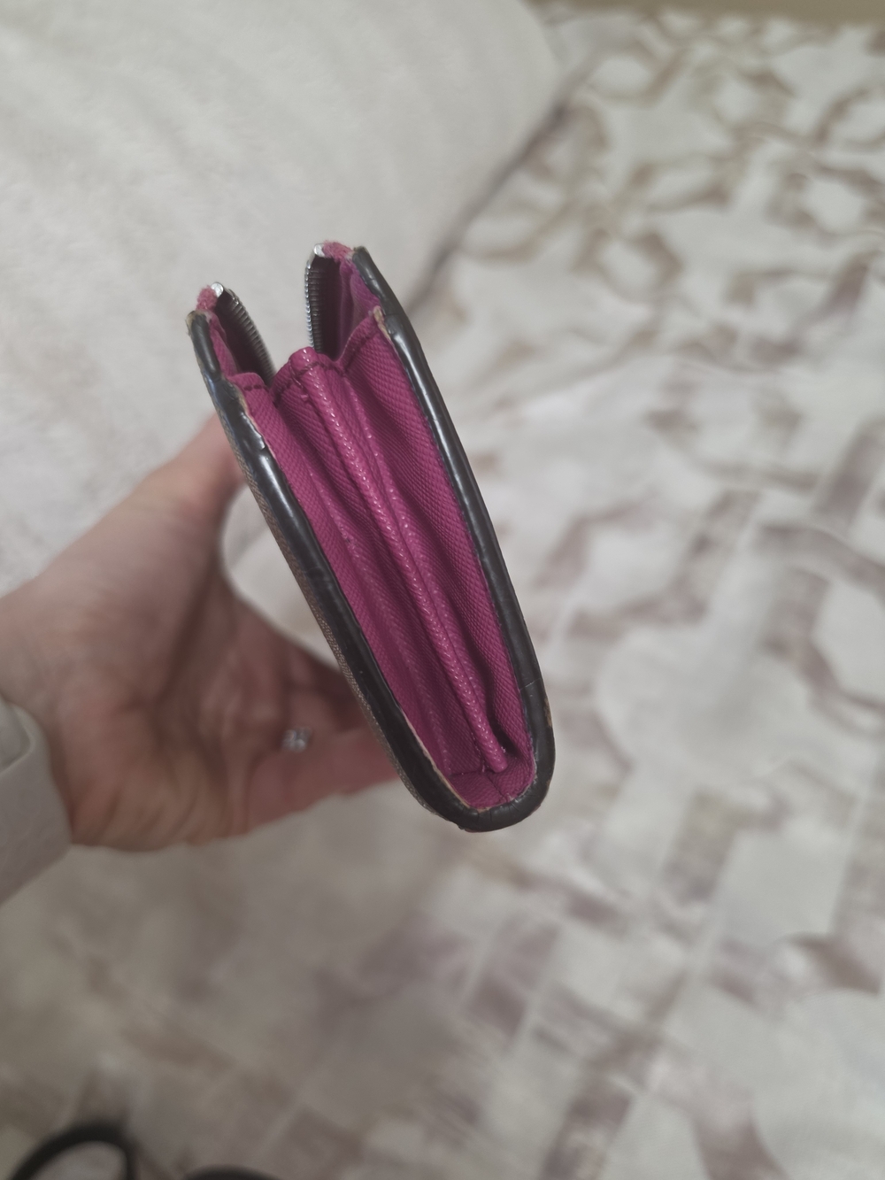 Coach Signature Zip Wallet in Brown with Pink Trim - Picture 7 of 8